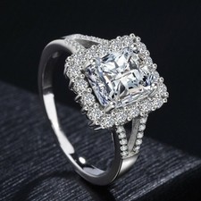 2,60Kt Radiant Diamant Halo