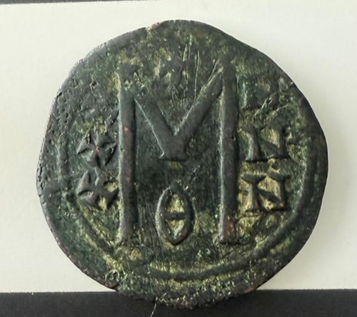 Byzantinische münze follis - byzantinische,