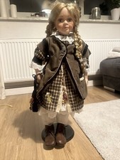 Porzellan-Puppe Adelie