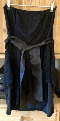 Süßes spitzenkleid mit - süßes,
