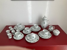 Kaffee-Service mit grünen