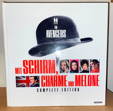 Mit Schirm Charme und Melone