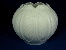 Rare 70´s Hutschenreuther Hans Achtziger Design relief porcelain vase 6296 10,5