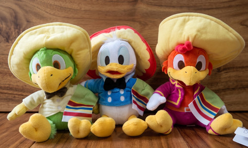 Disney store panchito jose - disney,