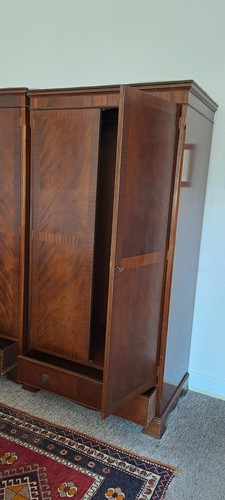 Kleiderschrank mahagoni - , im