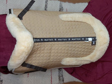 Mattes Lammfell Schabracke, WIE NEU, taupe, DR-L (3)