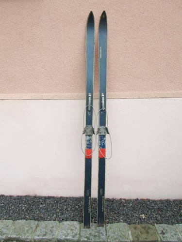Paar alte holzski holzskier - alte,