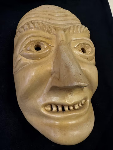 Handgeschnitzte holzmaske - holzmaske, –