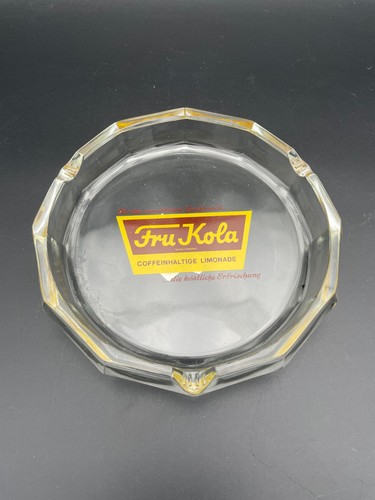 Fru kola werbe - fru-kola, werbe-aschenbecher