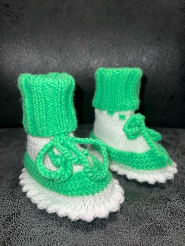 Selbstgestrickte babyschuhe - selbstgestrickte,