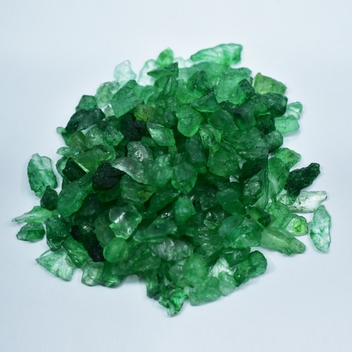 Grüne farbe smaragd roh - farbe,