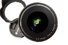 Konica Minolta AF Zoom 17-35mm f2,8 + LB 1001 Lens Hood  jv032