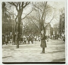 Frankreich Paris Garten Kinder
