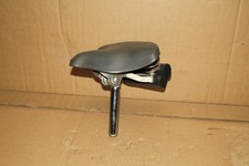 Sattel Gummi grau mit Sattelstütze Werkzeugtasche DDR Mifa Diamant Fahrrad