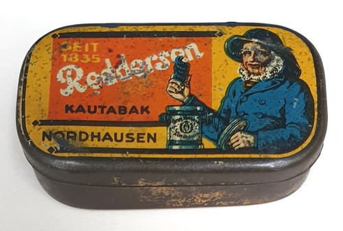 Alte kleine blechdose für - kleine,