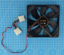 Hochwertiger, leiser Lüfter 120x120x25 mm techsolo