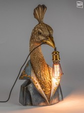 dekorative Tischlampe goldener