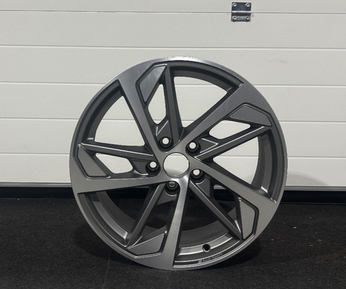 Original audi 8w 18 - s4,