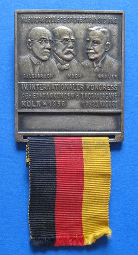 Altes abzeichen medizin - abzeichen,