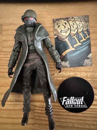 Mcfarlane actionfigur courier - actionfigur, courier/