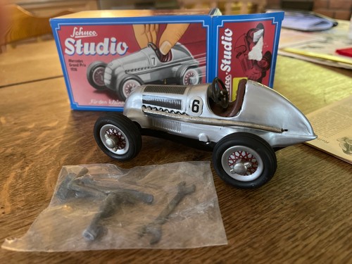 Schuco studio 1050 mercedes - schuco,
