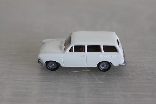 Brekina 1500 variant creme - brekina,
