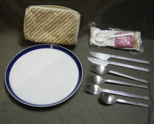 Lufthansa Konvolut: Besteck, Teller Rosenthal, kleine  Reißverschluss-Tasche