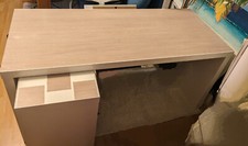 MALM Schreibtisch mit Ausziehplatte