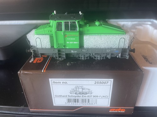 Ade lokomotive 255007 - h0,