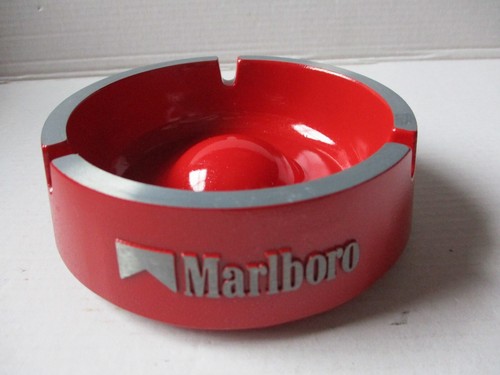 Marlboro aschenbecher - marlboro,