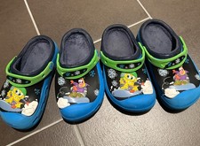 2 Crocs J1 32/33  gefüttert