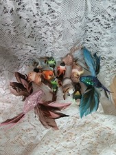 Restposten X 12 gemischte Vögel auf Clips glitzernde Schaumstofffeder Zum Selbermachen Kunst Handwerk Wohndeko