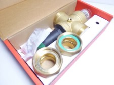 Honeywell Druckminderer  D06F- 2 A mit Verschraubungen ovp