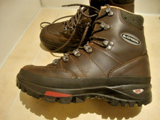 LOWA Wander-Outdoor-Trekkingschuh TREKKER Gr.41 Komplett Leder Vibram 2x getr.