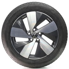 VW Passat B9 Variant CJ5 Winterräder Bologna Goodyear 215/55R17 DOT24 3J0601025K