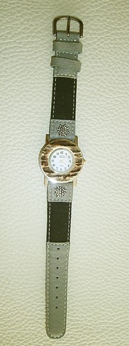 Trachten damen uhr neu - damen,
