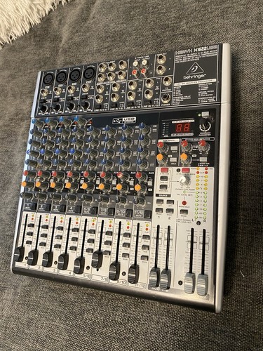 Behringer xenyx x1622usb - xenyx,