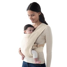 Ergobaby Embrace Cozy Babytrage für Neugeborene, 3,2-11,3 kg, cremefarben