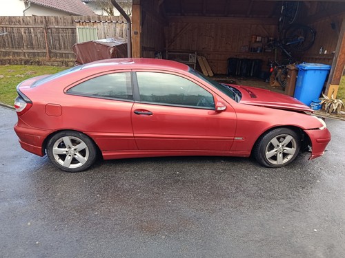 Mercedes w203 c180 coupe - mercedes,