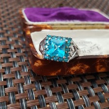 Sterling Silber Ring Neon Blau Topas, Art Deco Stil, UK Größe O1/2 / US 7,25 / EU 55