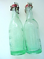 2 Glasflaschen Grünglas