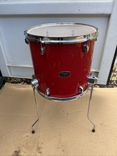Versandkostenfrei.  14". 14x13" Yamaha Floor Tom Drum mit Beinen. Rote Oberfläche