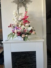 Tisch Blumengesteck In Schale