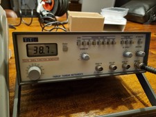 Thurlby Thandar Funktion Generator / Signal Generator TTI TG215 2MHz