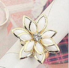 Lilienring Ring GOLD -farbig Lilie Blume Blüte Lotus weiß VARIABEL einstellbar