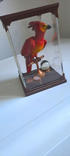 Fawkes der phönix figur - fawkes,