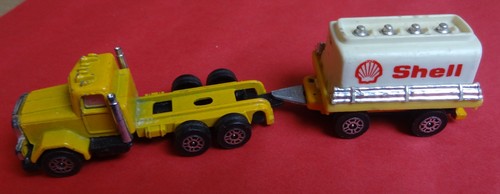 Vintage corgi shell - corgi,