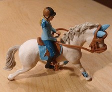 Schleich PFERD mit Reiterin