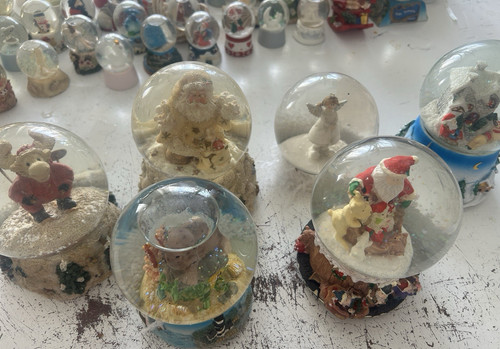 Sammlung schneekugeln 54 - schneekugeln,,