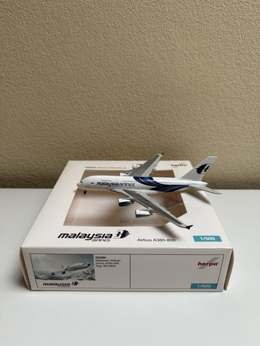 Herpa wings 500 malaysian - wings,